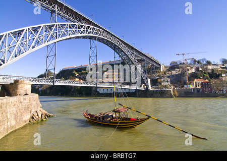 Ponte Dom Luis I over the Douro River, Oporto, UNESCO World Heritage Site, Portugal Stock Photo