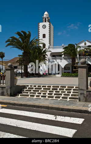 dh  SAN BARTOLOME LANZAROTE Clock tower white building and village plaza town square Stock Photo