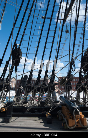 Hemp Rope Rigging HMS Victory, Portsmouth Historic Dockyard, England ...