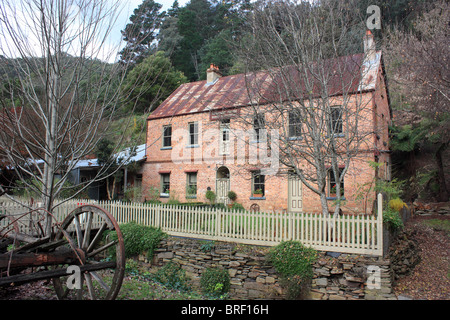 HISTORIC WINDSOR HOUSE IN WALHALLA  GIPPSLAND REGION VICTORIA AUSTRALIA BDA Stock Photo