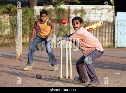 Boys playing cricket in Katni, Madhya Pradesh state, India Stock Photo