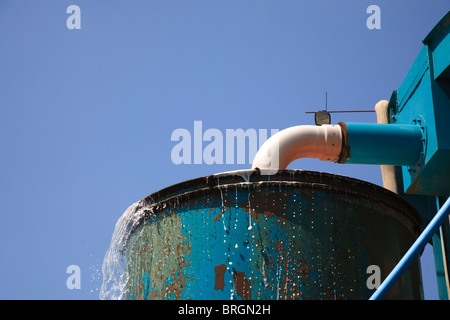 Circular water tank hi-res stock photography and images - Alamy