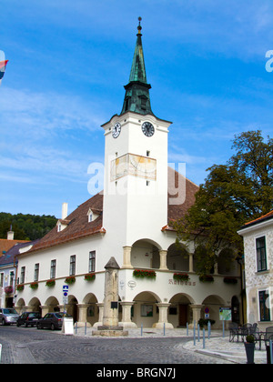 Austria, Lower Austria, Gumpoldskirchen, Cityscape with Church Stock Photo
