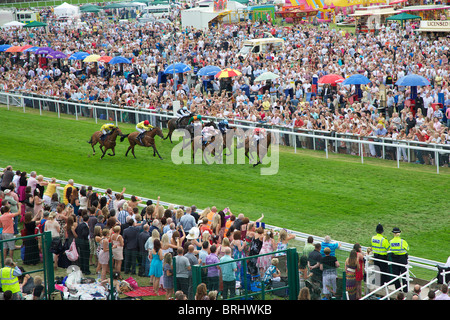 Bookmakers At Chester Horse Racing Race Course Stock Photo: 19428585 ...