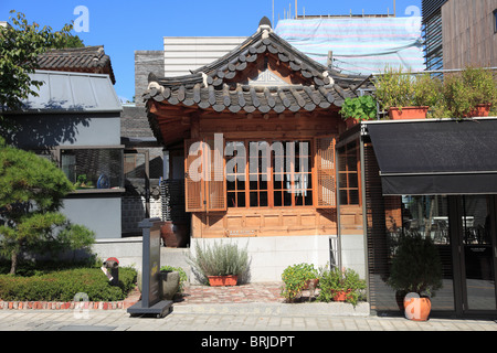 Restaurant, Hanock, Traditional Korean Architecture, Seoul, South Korea Stock Photo