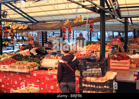 Rialto fruit market Venice, Italy Stock Photo