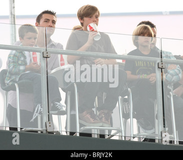 CRUZ BECKHAM BROOKLYN BECKHAM ROMEO BECKHAM CHIVAS USA V LOS ANGELES GALAXY FOOTBALL MATCH CARSON LOS ANGELES CALIFORNIA U Stock Photo