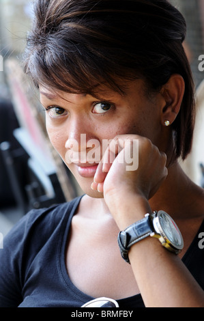 lady boy in geylang singapore Stock Photo: 20413868 - Alamy