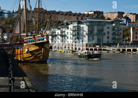 dh Port of Bristol BRISTOL DOCKS BRISTOL Ferry boat and luxury dockside apartment flats Bristol waterfront Hotwells Stock Photo