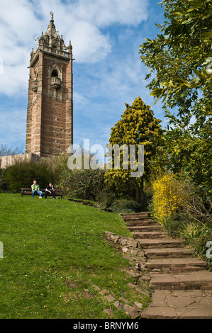 dh Cabot Tower BRANDON HILL PARK BRISTOL People relaxing in Parks gardens public space uk Stock Photo
