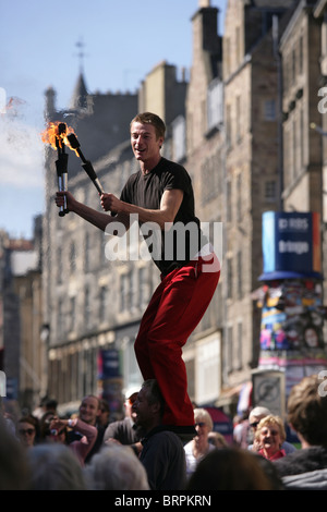 Street performer on the Royal Mile Edinburgh during the Festival. Stock Photo