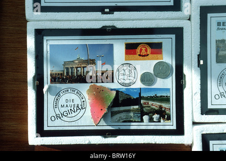 Pieces of the Berlin Wall being sold as souvenirs, 1991 Stock Photo