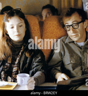 ANNIE HALL  1977 MGM film with Woody Allen and Diane Keaton Stock Photo