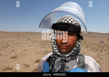 Halo trust clears minefields in Afghanistan Stock Photo