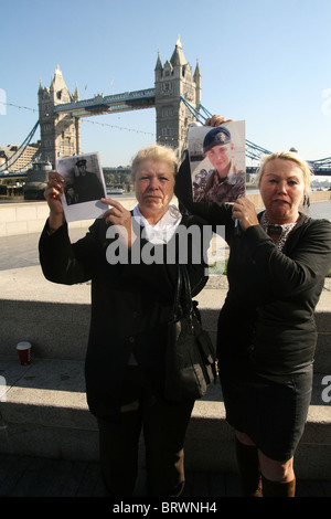 London's Gypsies and Travellers protest outside City Hall demanding that Mayor Boris Johnson stop ignoring them Stock Photo