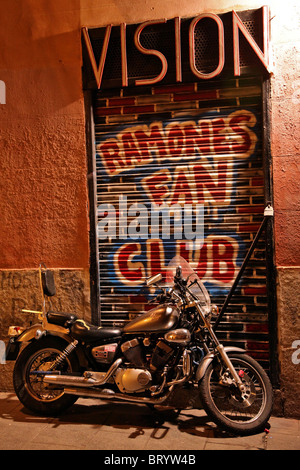 GRAFFITI, 'VISION RAMONES FAN CLUB', CALLA VELARDE, MALASANA, MADRID, SPAIN Stock Photo