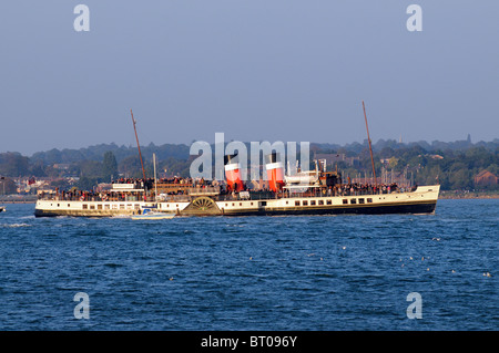 The paddle steamer Waverley last of its type in the world underway with a full load of passengers on Southampton Water UK Stock Photo