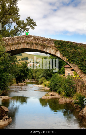 Puente romano de Liérganes Cantabria España Roman bridge Liérganes Cantabria Spain Stock Photo
