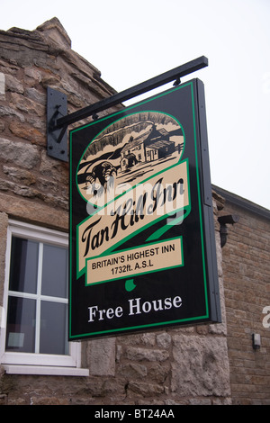 The Tan Hill Inn, the highest pub in England. Richmond Yorkshire Dales ...