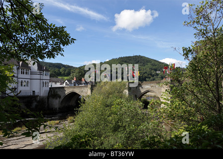 One of (54) images in this set related to Llangollen in Wale. please enjoy images from Sty Collen's Church, Llangollen Stn, Corm Mill and more. Stock Photo