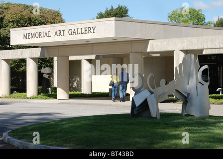 Front entrance to Memorial Art Gallery in Rochester, New York Stock Photo