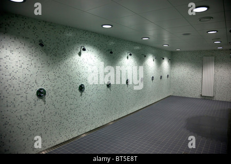 Ireland, County Dublin, Dublin City, Ballsbridge, Lansdowne Road, Aviva Football stadium, Home team changing room showers. Stock Photo