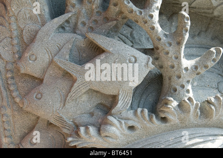 Tian Tan. Hong Kong, China asia Po Lin Monastery Buddhist monastery Ngong Ping Plateau Lantau Island The Big Hut 3 bronze statue Stock Photo