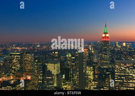 Manhattan view towards Empire State Building at sunset from Top of the Rock, at Rockefeller Plaza Stock Photo
