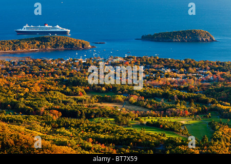 An Autumn dawn over Bar Harbor and the Queen Mary 2 - viewed from Cadillac Mountain in Acadia National Park, Maine USA Stock Photo