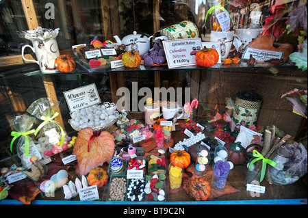 Display window showing confectionery, a Ghent speciality in the shop Temmerman, Belgium Stock Photo