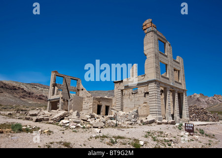 Ruins of the Cook Bank, Rhyolite ghost town, Beatty, Nevada, USA Stock Photo