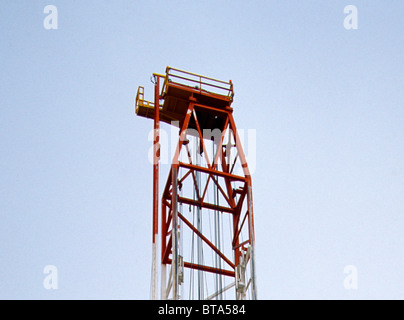 Burgan Kuwait Crown Block On Top Of Oil Rig Stock Photo - Alamy
