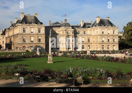 France, Paris, Palais & Jardin du Luxembourg Palace & Garden, Stock Photo