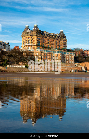 The Grand Hotel Scarborough South Bay beach in winter at low tide Stock Photo