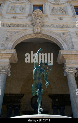 fontaine fountain gardens of the Villa Medicis Italia Italie Italy Roma Rome scool sculpture villa medicis Stock Photo