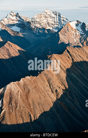 Aerial view of Mt.Igikpak (right), Schwatka Mountains, Brooks Range, Gates of the Arctic National Park, Alaska Stock Photo