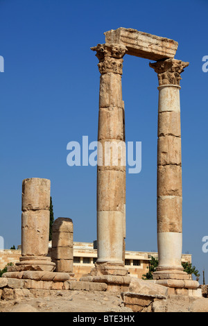 Remains of the Temple of Hercules on the Citadel mountain, Amman, Jordan Stock Photo