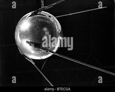 Sputnik I the first space satellite Stock Photo: 57360716 - Alamy