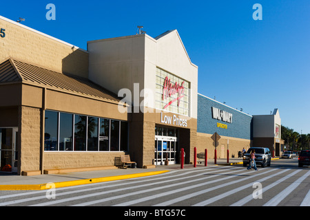 Walmart Supercenter in Haines City, Central Florida, USA Stock Photo