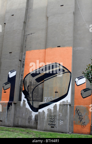 toaster stencil graffiti street art in Shoreditch London, urban art, art, street artist, modern Stock Photo