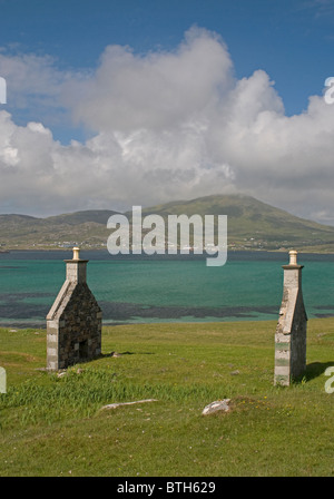 Vatersay House ruin in village of Bhatarsaigh, Vatersay, Barra, Outer ...