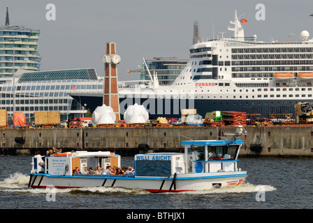 Queen Mary 2 at the Cruise Center in Hamburg, Germany, Europe Stock Photo