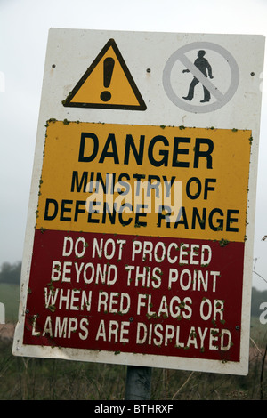 Danger Ministry Of Defence Range Sign Lydd Army Ranges Kent England ...