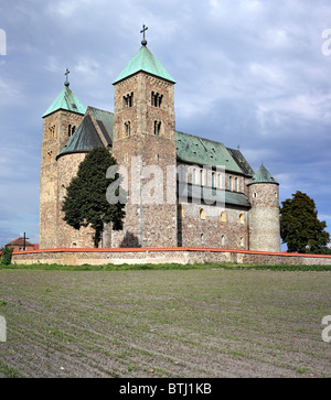 Romanesque collegiate church (1160s), Tum, Lodz Voivodeship, Poland Stock Photo
