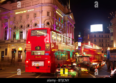 The London Pavilion and traffic at night, Piccadilly Circus, London, England, United Kingdom Stock Photo