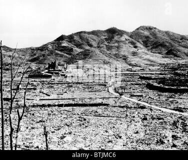 Atomic bomb. A Roman Catholic cathedral among the ruins of Nagasaki, Japan after the atomic bomb was dropped by the US bomber 'Enola Gay', 1945 Stock Photo