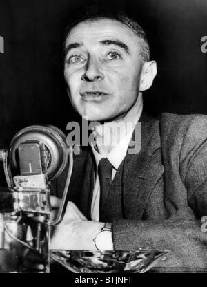 DR. J. ROBERT OPPENHEIMER, portrait Stock Photo: 35114992 - Alamy