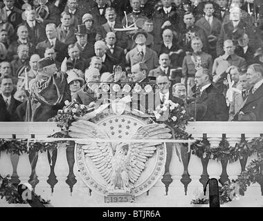 Chief Justice William Taft administering the oath of office to Calvin ...