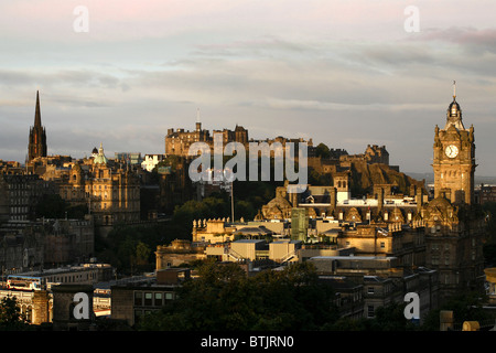 Edinburgh Castle & Balmoral Hotel seen from Calton Hill, Edinburgh, Scotland Stock Photo
