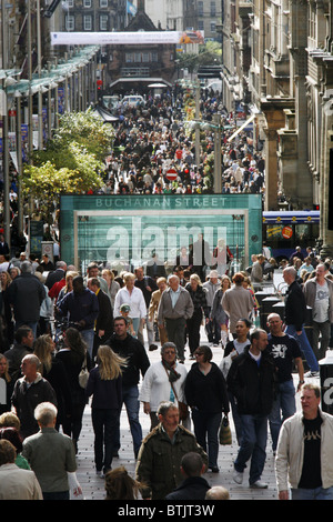 High Street Shoppers, Buchanan Street Subway Station, Buchanan Street, Glasgow, Scotland Stock Photo